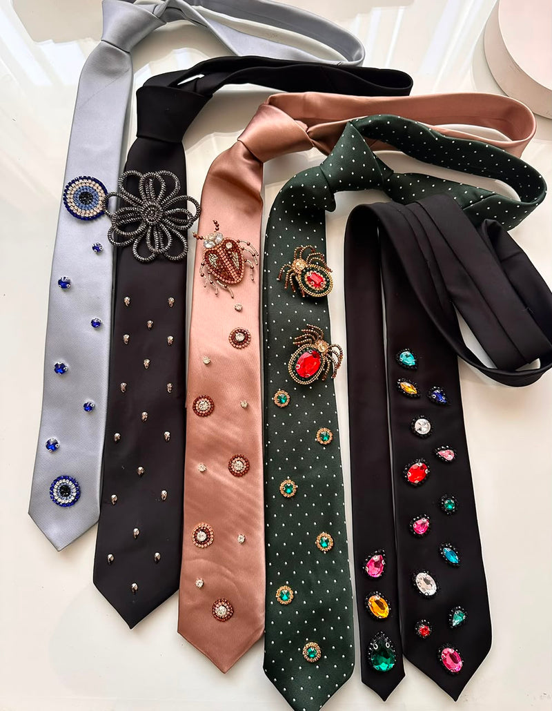Cravat