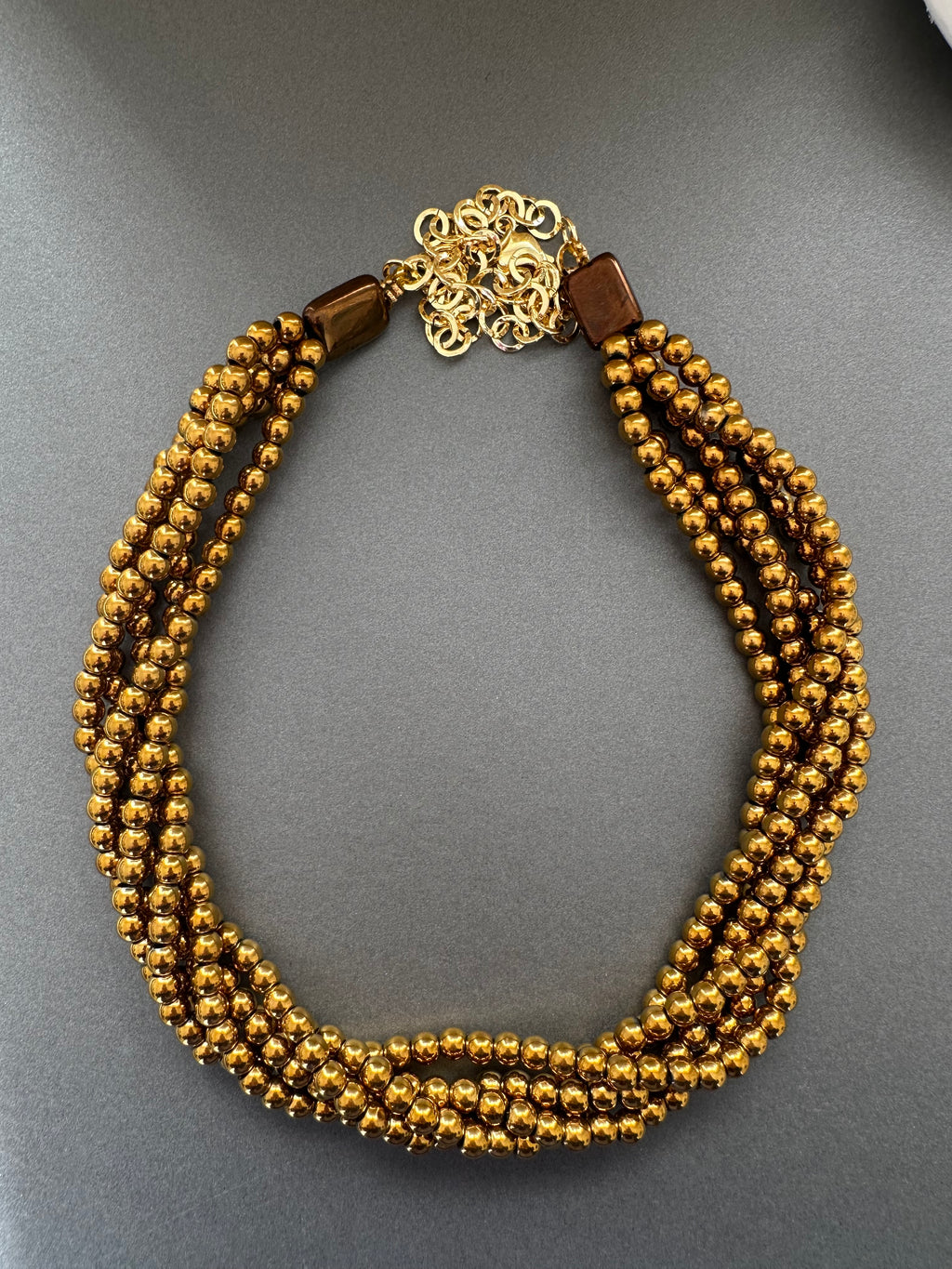 Basic necklaces