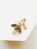 Bee pin g